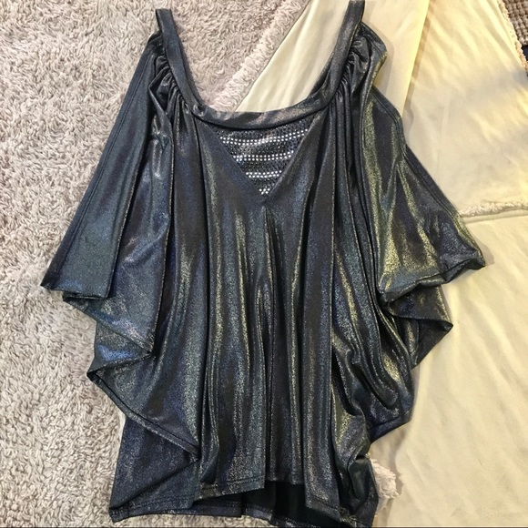 Shimmery gray tank, unique style - Picture 4 of 5
